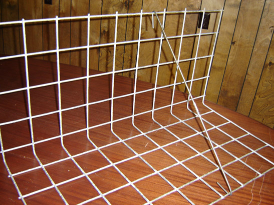 L-Panel with Strut Hook